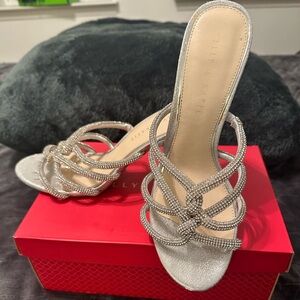 Kelly & Katie Silver Elegant Heels